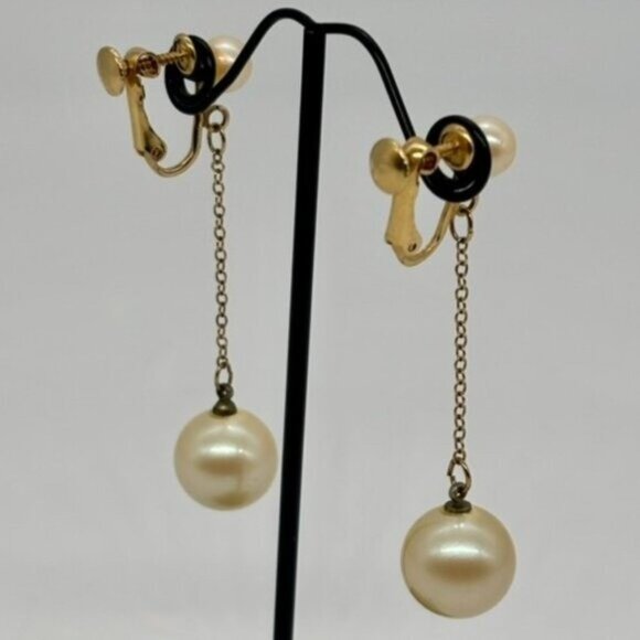 Vintage Earrings Dangling 13mm Faux Pearls, Gold Tone Chain, Screw and Clip Back - Picture 6 of 9